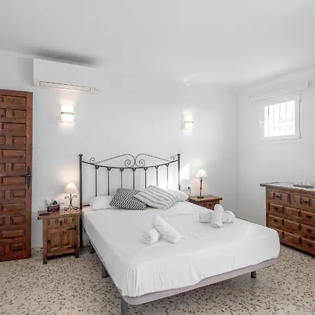 بيت للعطل Fuer 6 Personen Ca 100 Qm In Nerja, Andalusien Costa Del Sol *