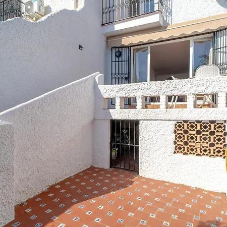 Fuer 6 Personen Ca 100 Qm In Nerja, Andalusien Costa Del Sol نيرخا